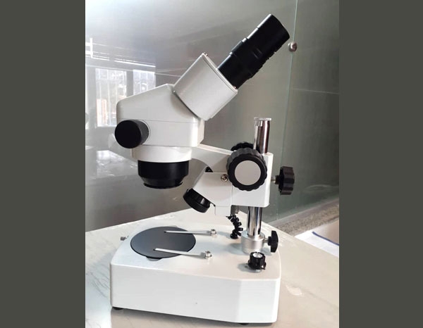 استرئو میکروسکوپ زومیک دو چشمی - مدل ZTX-E